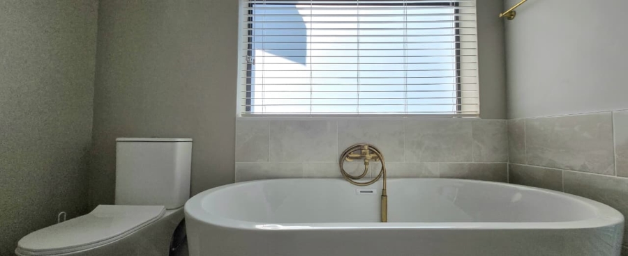 3 Bedroom Property for Sale in Kleinbaai Western Cape